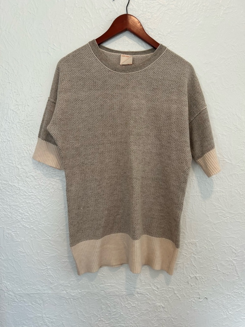 Kerisma Short-Sleeve Crewneck Sweater in Taupe and Cream